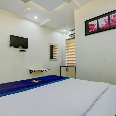 Hotel Rd Towers Chennai Zewnętrze zdjęcie